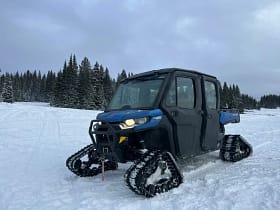 2023 Can-am Defender Max Limited with Snow Track