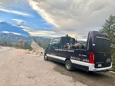 Purple Points Tour Company stops at the estes park overlook