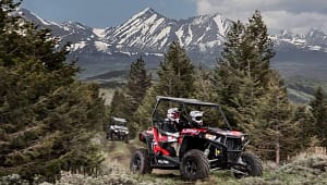 2-Person Can-Am Maverick X3 Turbo in Estes Park