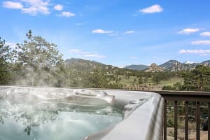 VRBO 2309326 hot tub