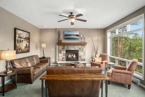 VRBO 2309326 living room