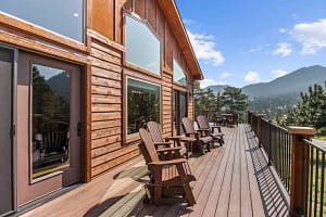 VRBO 2485719 deck