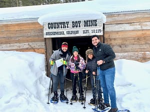 snoeshoe treasure hunt tour